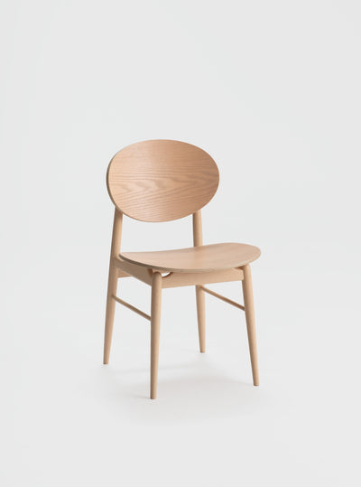 Outline Chair / White