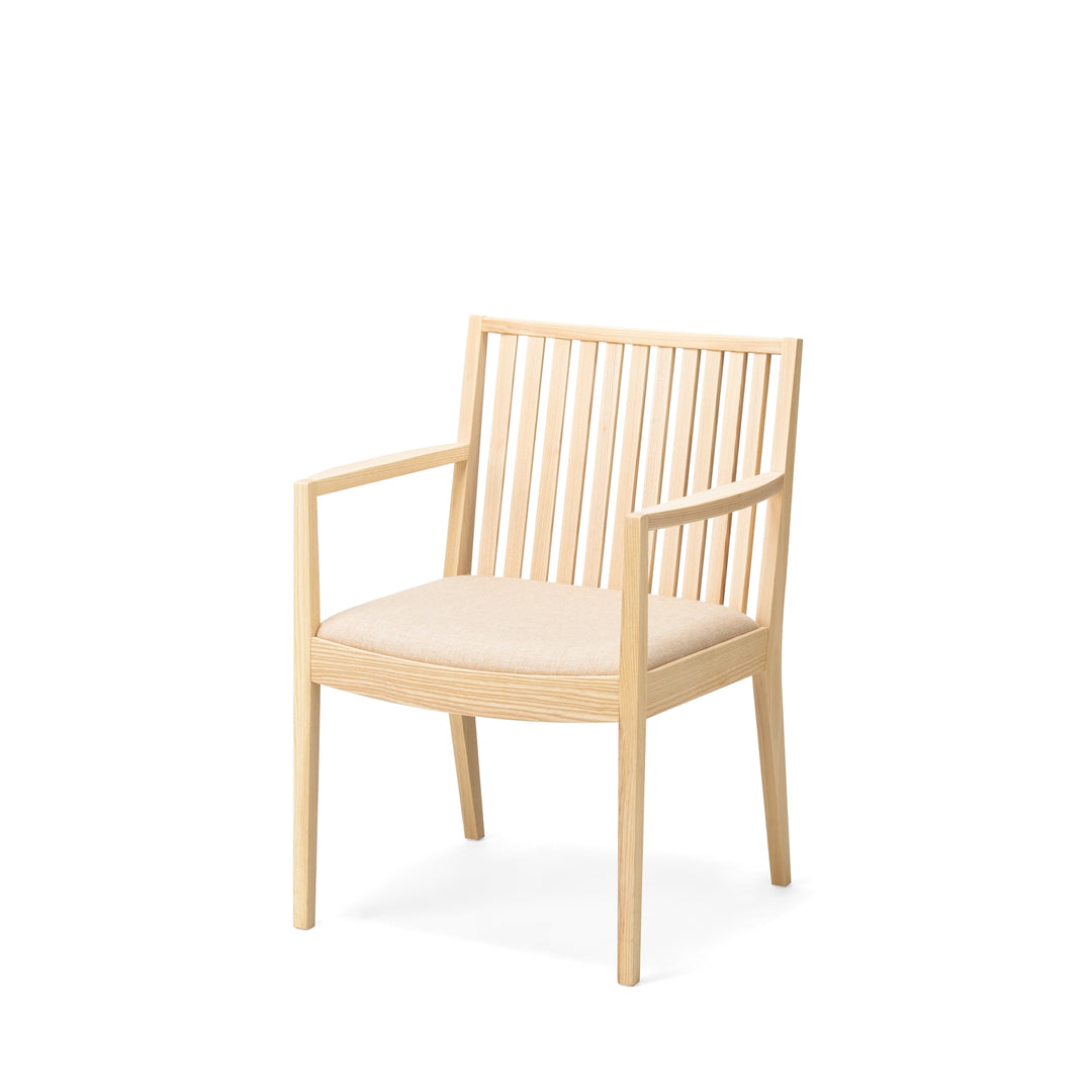 平田椅子製作所 LUCCA 梱包済みの椅子です。 チェア – HIRATA CHAIR TOKYO|公式オンラインショップ