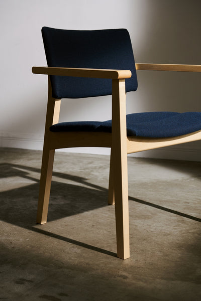 TOPO arm chair