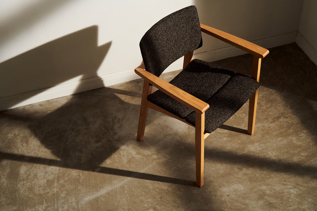 平田椅子製作所　TOPO side chairブラックレザー椅子ダイニングチェア TOPO Side Chair – 平田椅子製作所